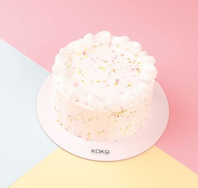 Vanilla Heaven Sprinkles Cake